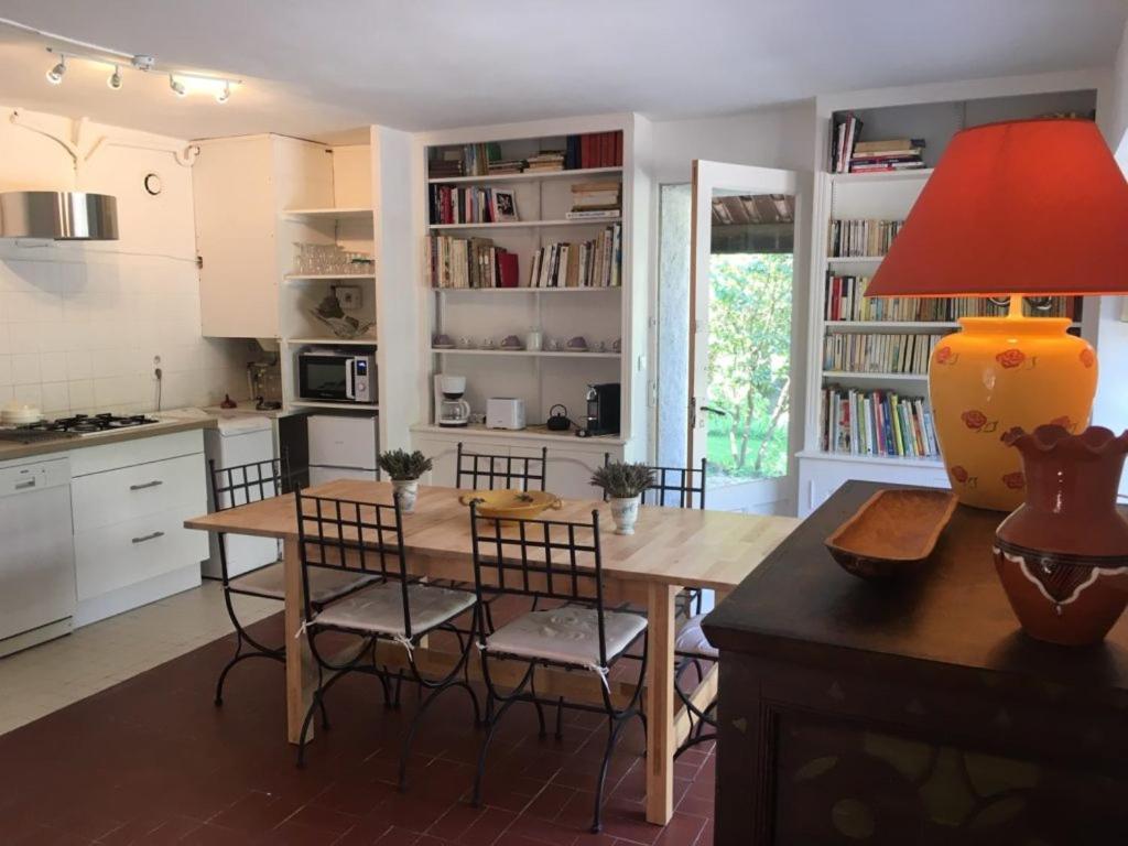 Saint-Antonin-sur-Bayon Le Moulin En Provence Bed & Breakfast エクステリア 写真