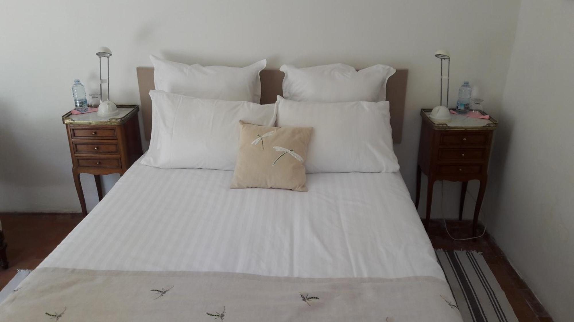 Saint-Antonin-sur-Bayon Le Moulin En Provence Bed & Breakfast 部屋 写真