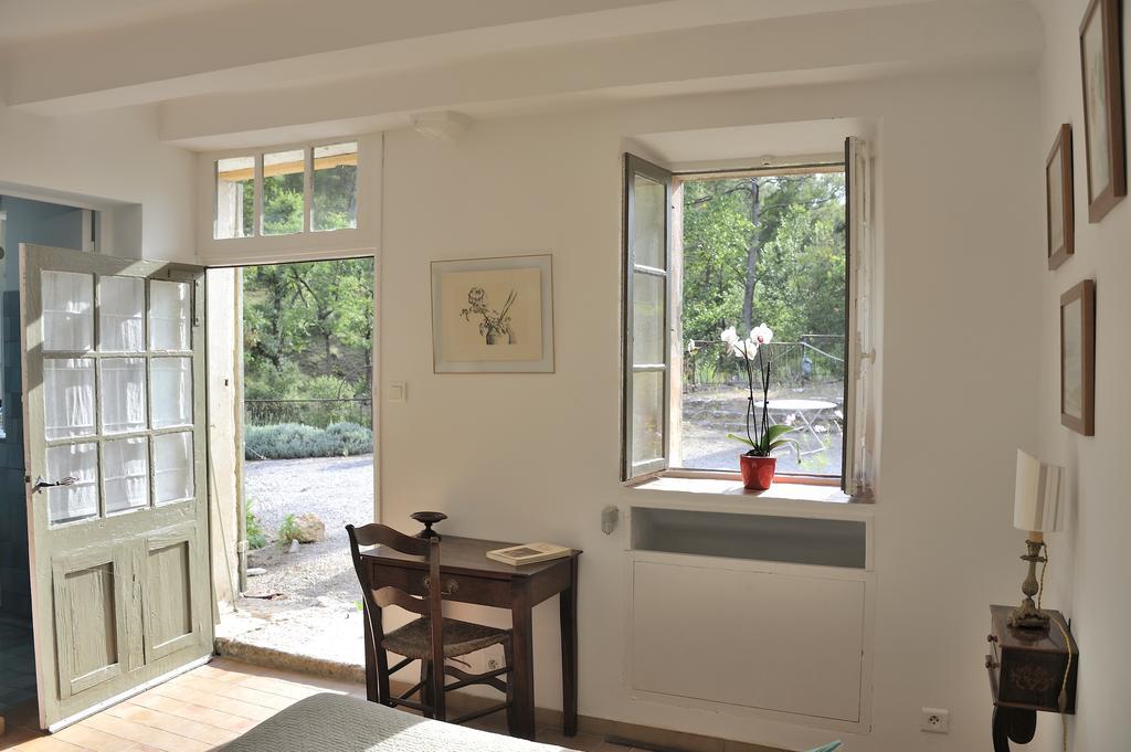 Saint-Antonin-sur-Bayon Le Moulin En Provence Bed & Breakfast エクステリア 写真