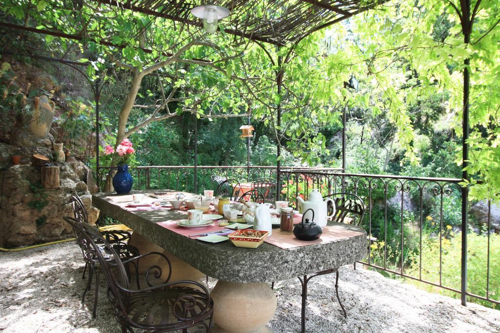 Saint-Antonin-sur-Bayon Le Moulin En Provence Bed & Breakfast エクステリア 写真